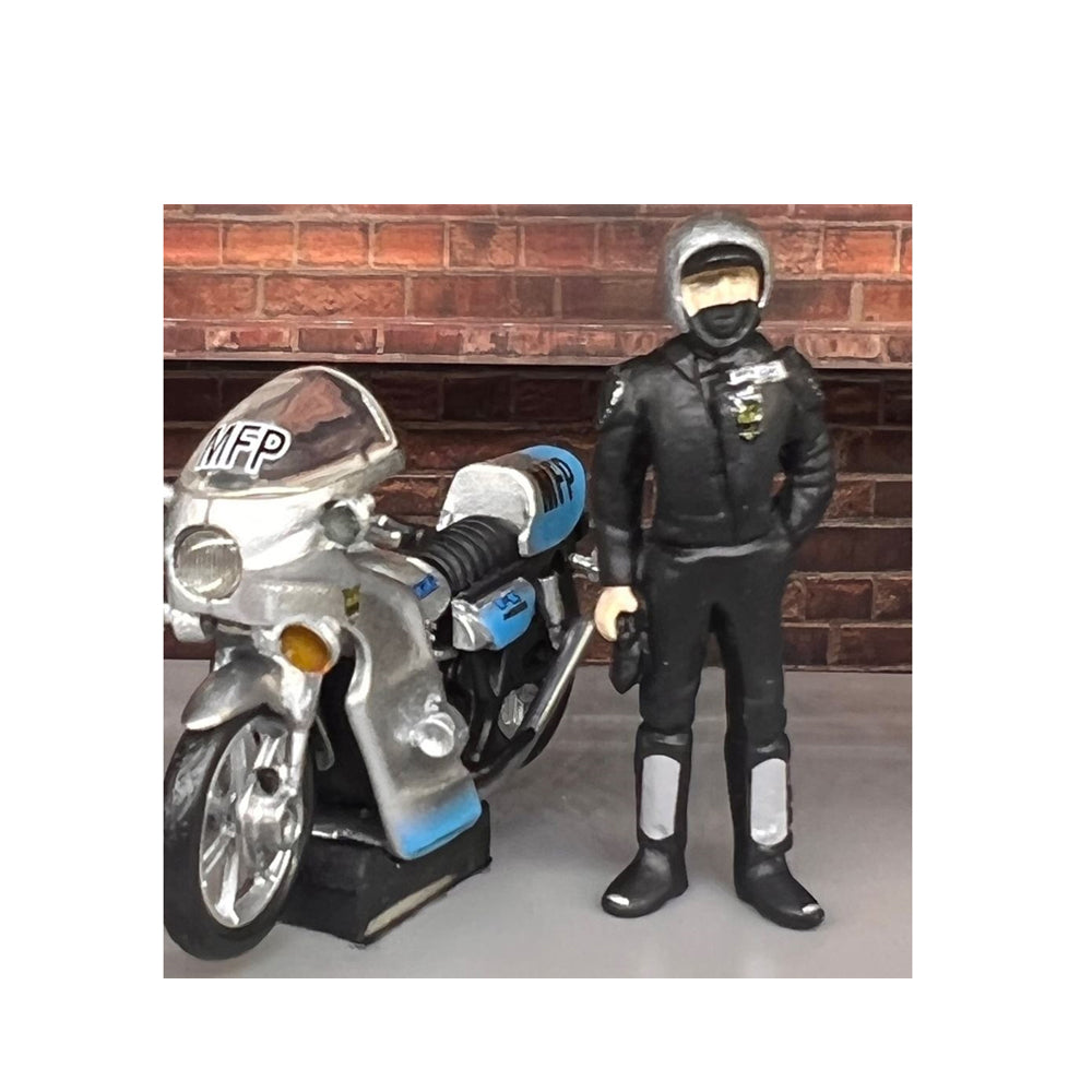 DDA 1:43 Kawasaki Motobikes Goose & Toecutter Figure Twin Set Diecast Model