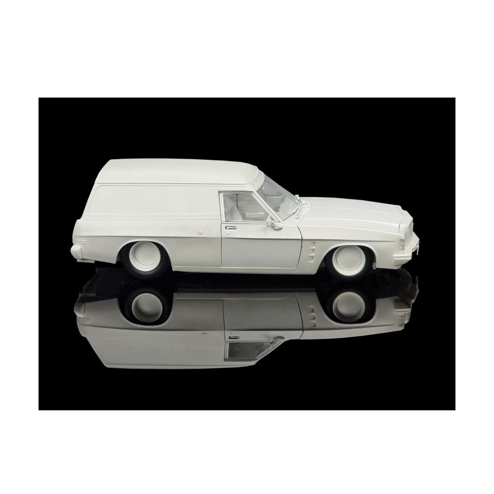 DDA 1:24 Scale Slammed 1975 HJ Holden Panelvan Plastic Kit Assembly Model