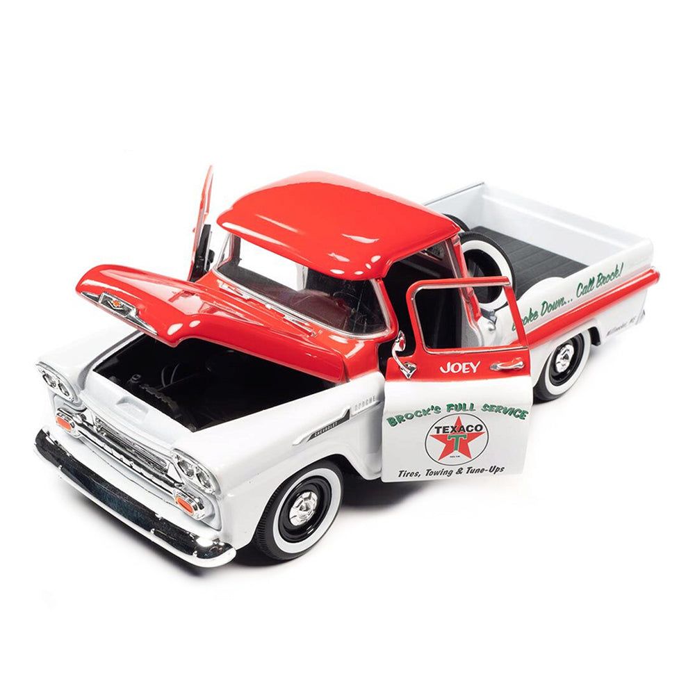 Auto World 1:24 Scale Texaco 1958 Chevy Apache Fleetside Pickup & Tires Diecast Model