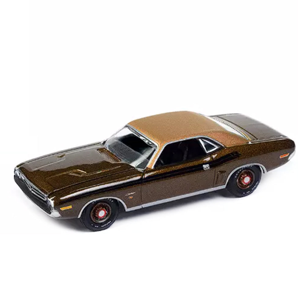 Auto World 1:64 Scale 1971 Dodge Challenger R/T Diecast Vehicle Limited Edition