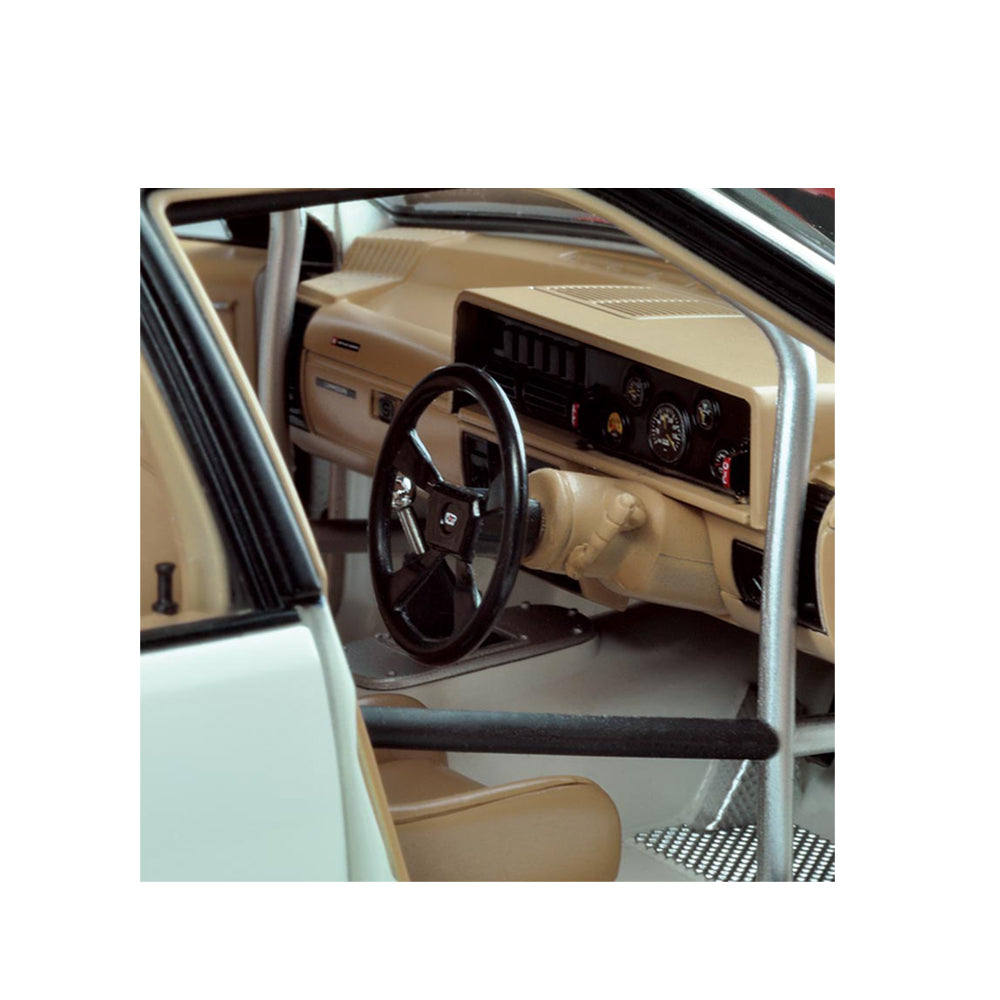 Classic Carlectables 1:18 Scale Holden VC Commodore 1981 Bathurst #25 Car Model