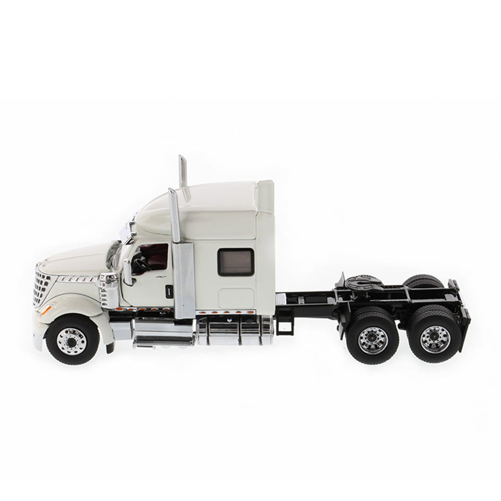 Diecast Masters 1:50 Scale International LoneStar Sleeper White Tandem Tractor Toy