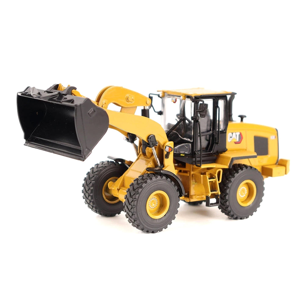 Diecast Masters 1:50 Scale Cat 930 Wheel Loader High Line Series Model Collectible