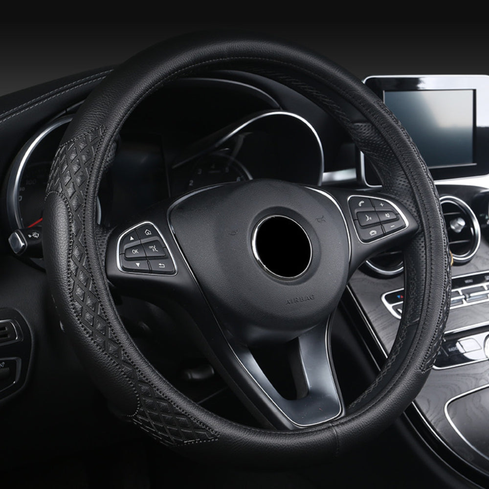 Universal Luxury Steering Wheel Cover 37-38cm All-Season Non-Slip Fits Most Cars (Black)