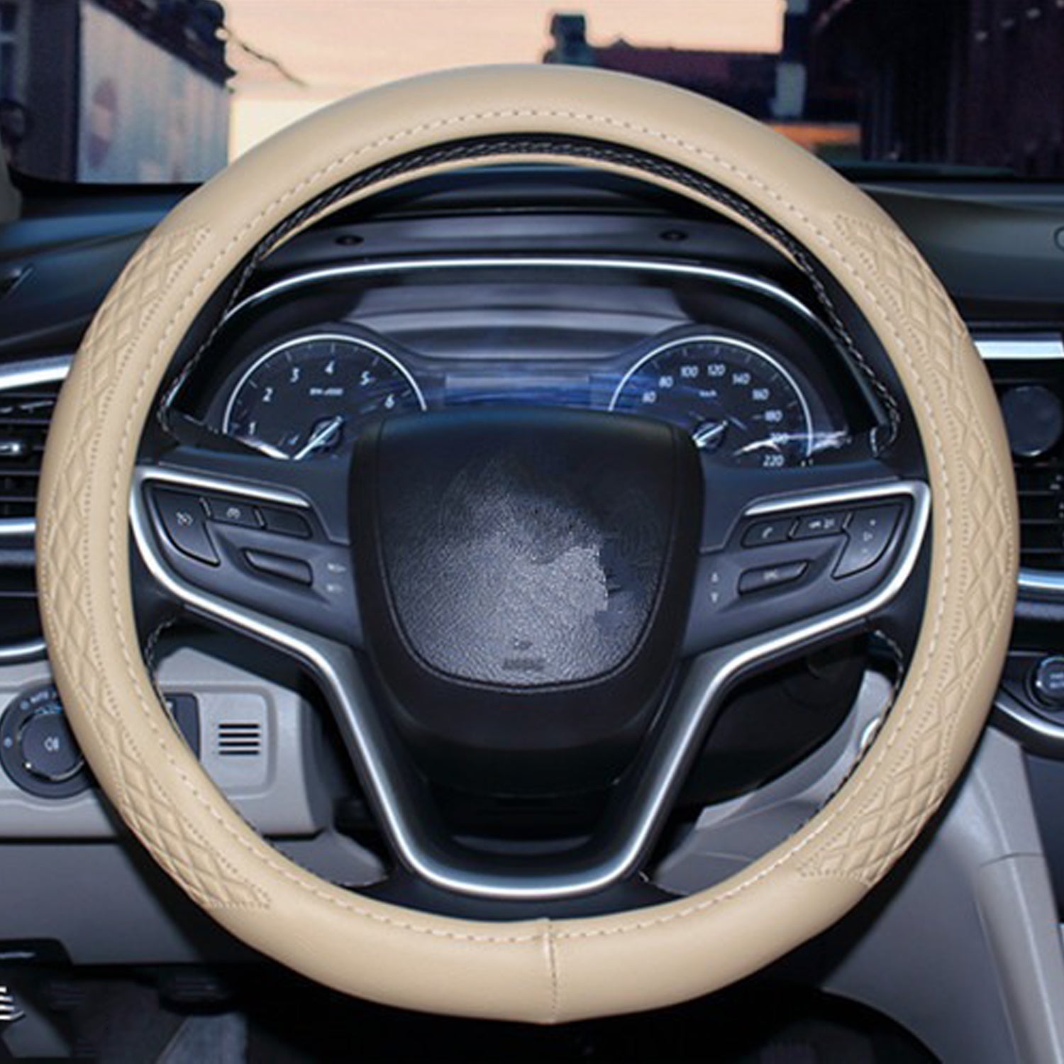 Universal Luxury Steering Wheel Cover 37-38cm All-Season Non-Slip Fits Most Cars (Black)