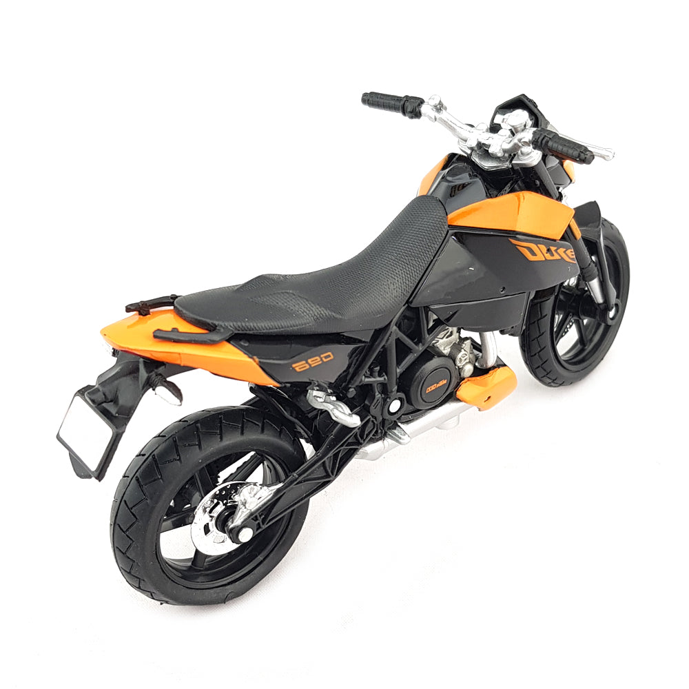 Maisto Licensed 1:18 Scale KTM 690 Duke Motorbike Diecast Model