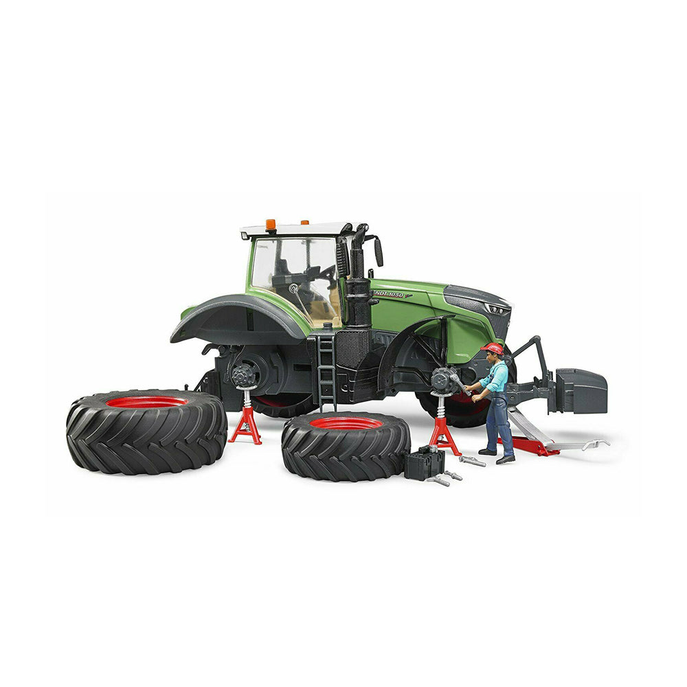 Bruder Licensed 1:16 Scale Fendt 1050 Vario With Mechanic & Garage Equipment