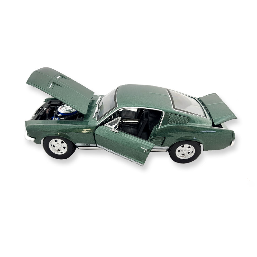 Maisto Licensed 1:18 Scale 1967 Ford Mustang Fastback Diecast Model Car Green