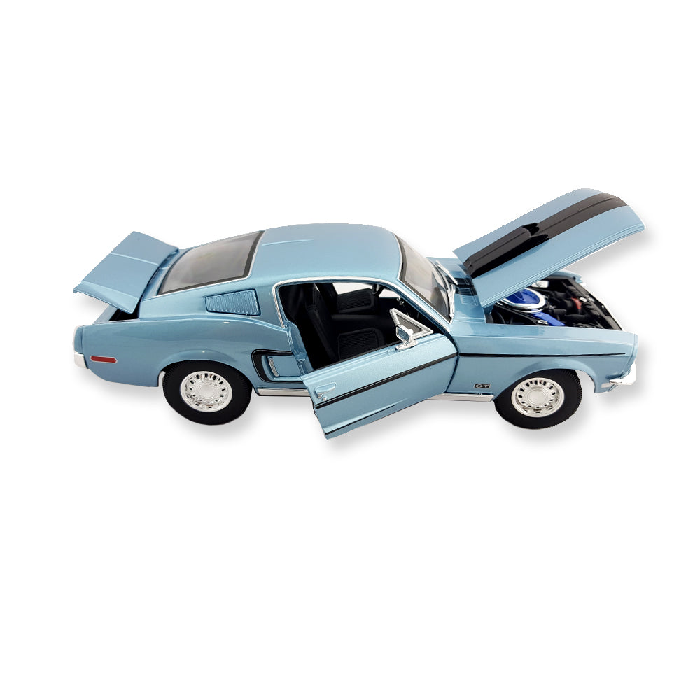 Maisto Licensed 1:18 Scale 1968 Ford Mustang GR Cobra Jet FB Diecast Model Car Blue