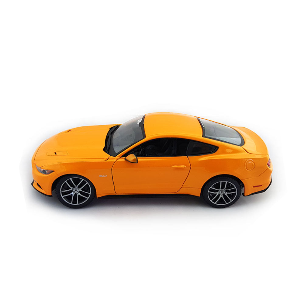 Maisto Licensed 1:18 Scale Ford Mustang Coupe 2015 Diecast Model Car Orange