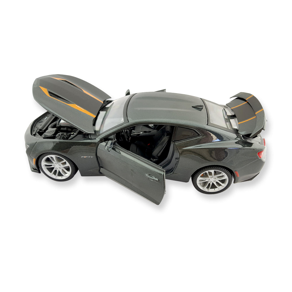 Maisto Licensed 1:18 Scale 2017 Chevrolet Camaro 50th Anniversary Diecast Model Car