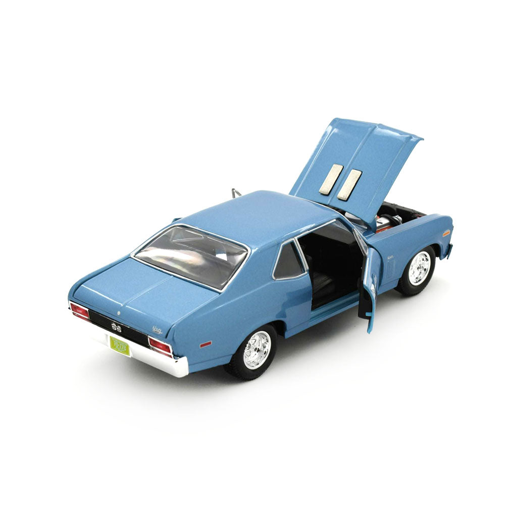 Maisto Licensed 1:24 Scale 1970 Chevrolet Nova SS Coupe Light Blue