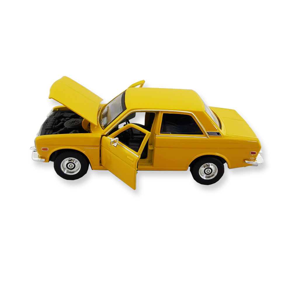 Maisto Licensed 1:24 Scale 1971 Datsun 510 (1600) Diecast Model Car Yellow