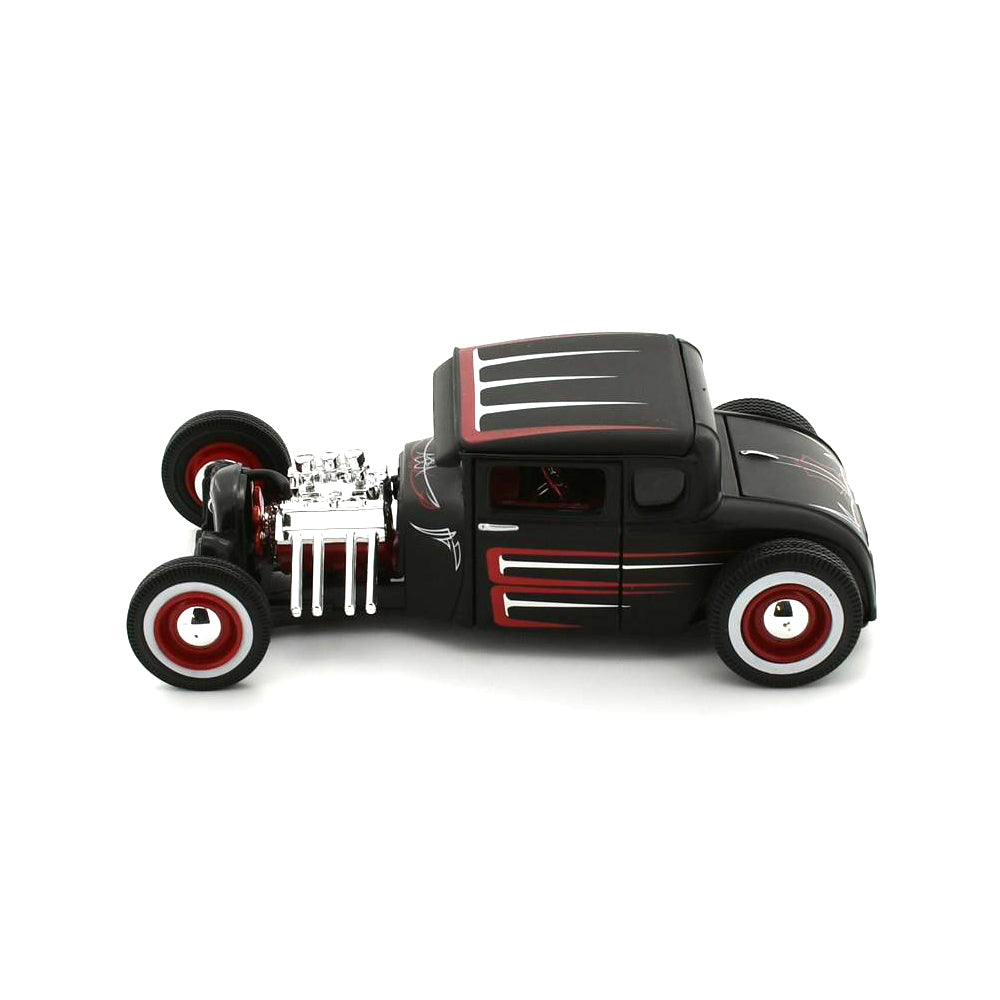 Maisto Licensed 1:24 Scale A Line Design 1929 Ford Model A Diecast Model Car Black