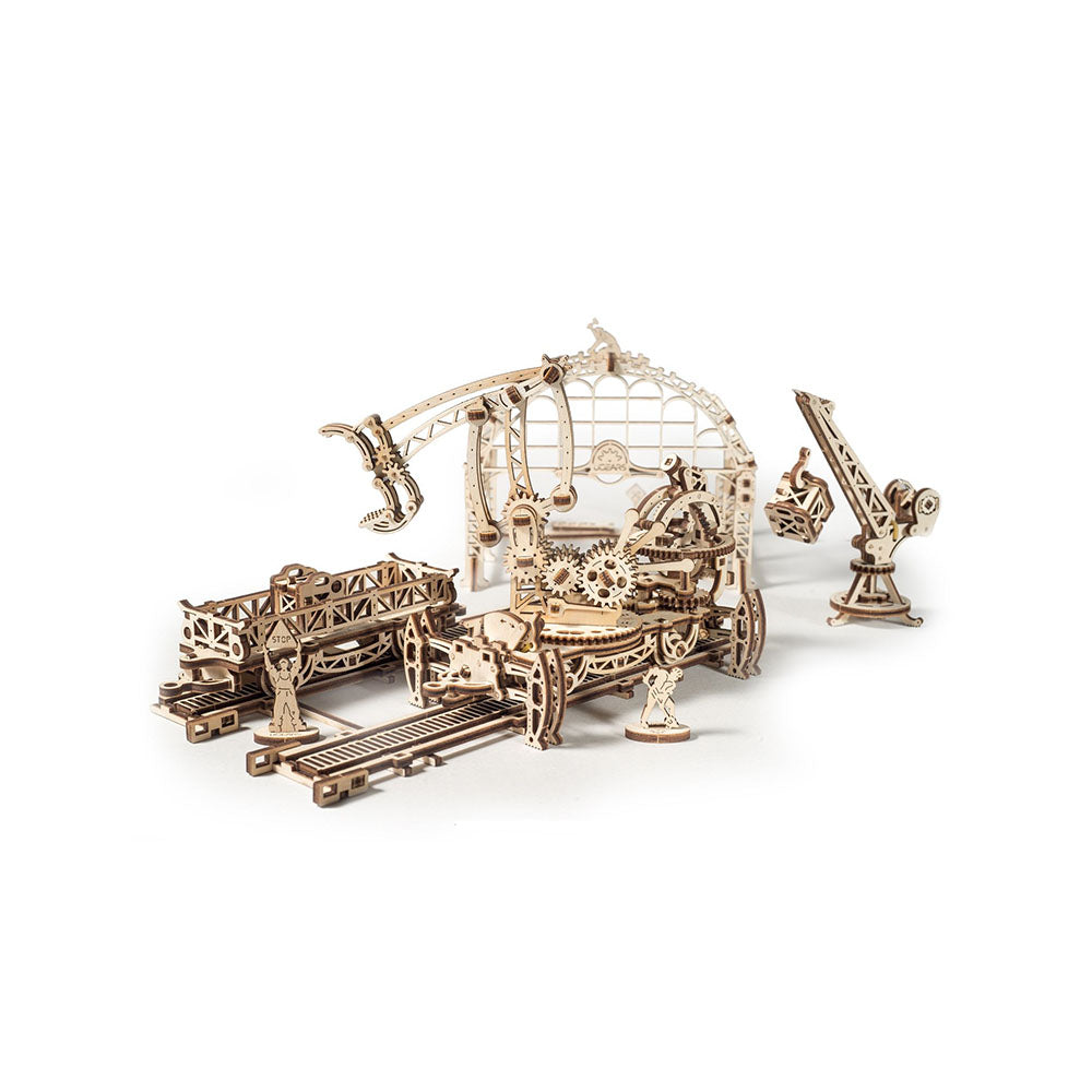 Ukraine Made UGears Wooden Self Propelled 3D Puzzle Rail Mounted Manipulator Kit