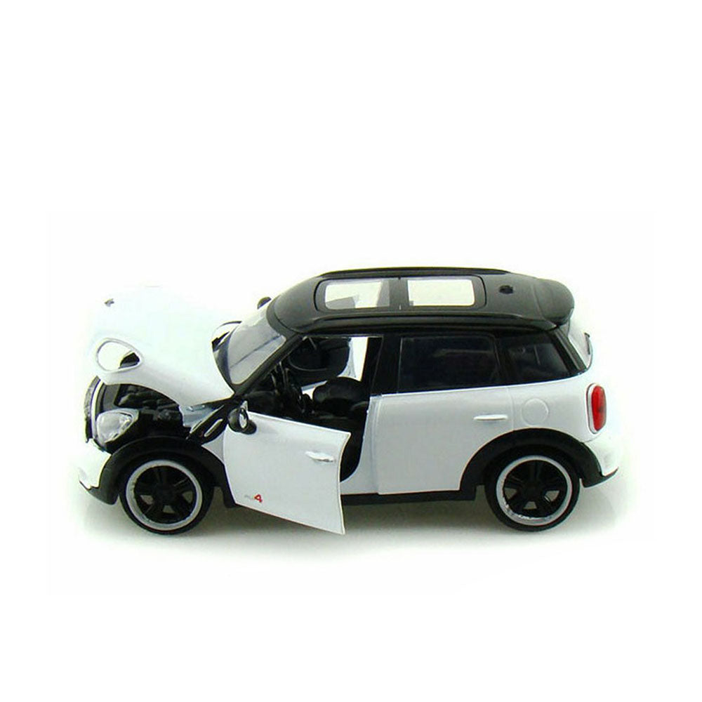 Motormax Licensed 1:24 Scale Mini Cooper S Countryman White with Black Roof Diecast Car