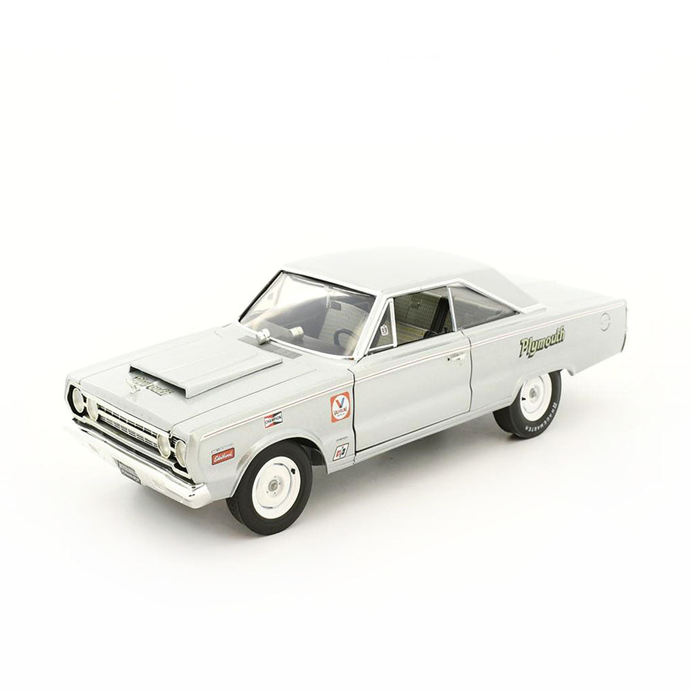 Acme Licensed 1:18 Scale Plymouth Belvedere Lightweight Bullet 1967 Diecast Model Car Silver