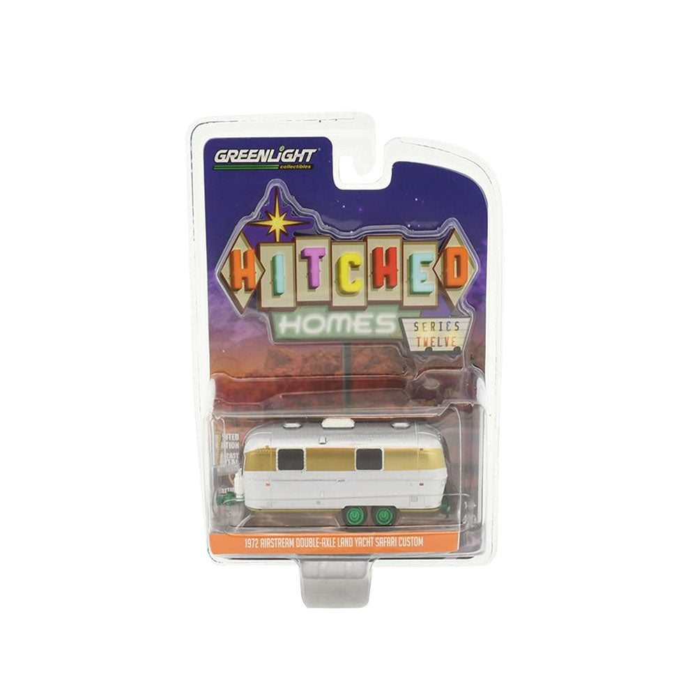 Greenlight Licensed 1:64 Scale Airstream Double Axle Land Yacht Safari Custom 1972 Diecast Model Car