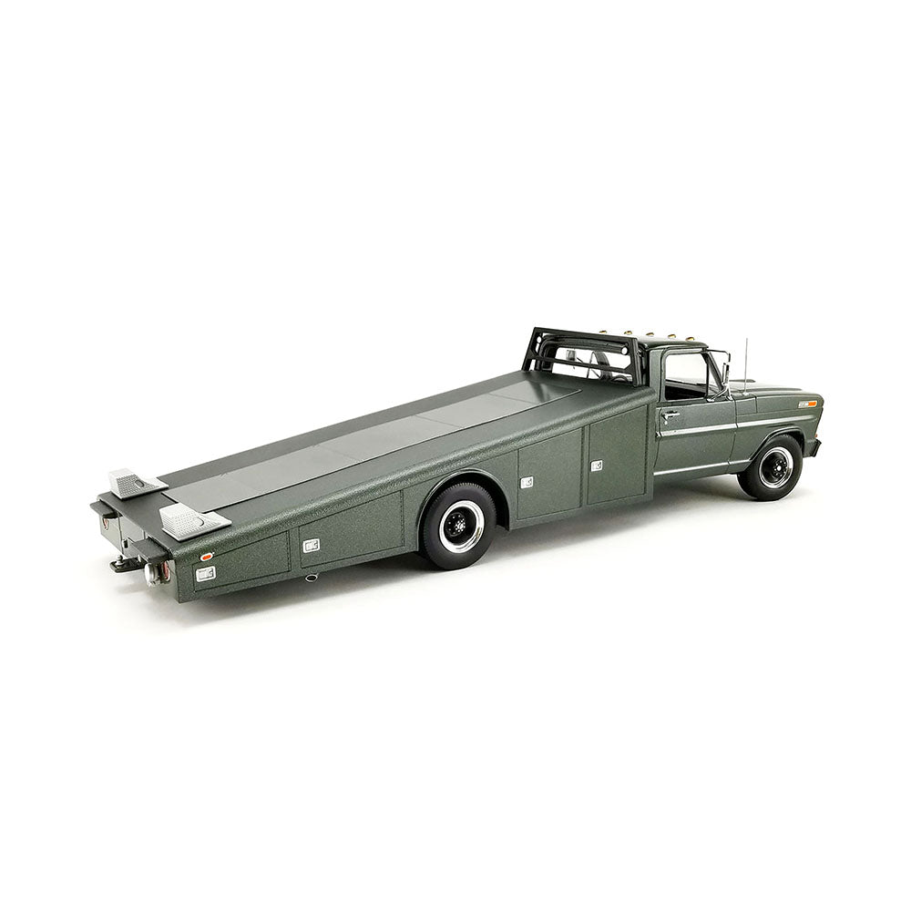 Acme Licensed 1:18 Scale Ford F-350 Ramp Truck 1970 Diecast Model Toy Highland Green