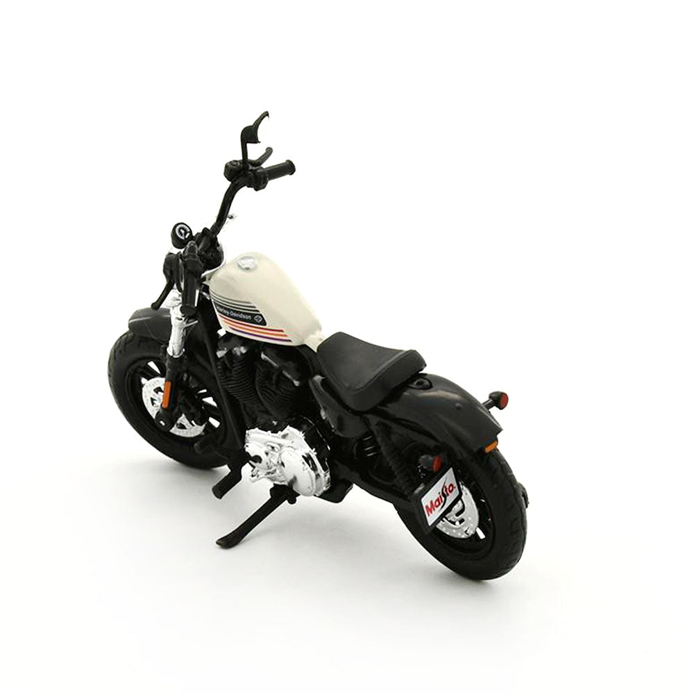 Maisto Licensed 1:18 Scale 2018 Forty-Eight Special Australian Harley Davidson Motocycle White