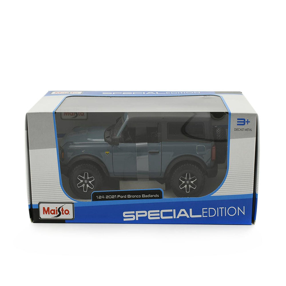 Maisto Licensed 1:24 Scale 2021 Ford Bronco 2 Door SUV Badlands Diecast Model Car Teal