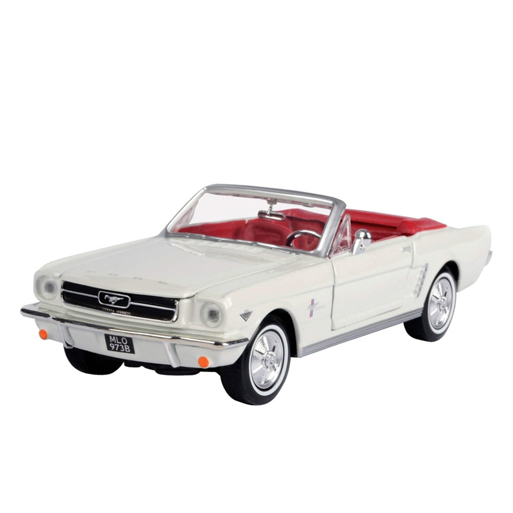Motormax 1:24 Scale 1964 1/2 Convertible Ford Mustang Car Gold Finger James Bond