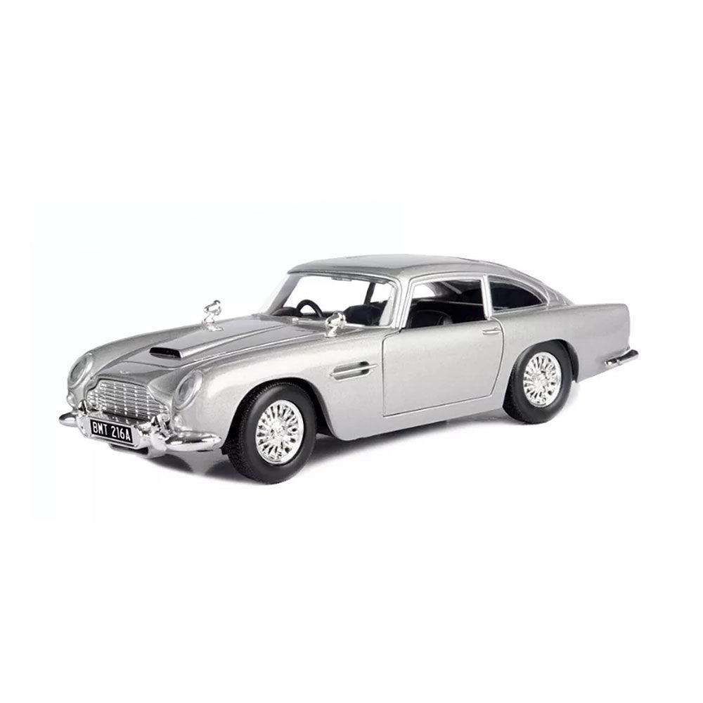 Motor Max 1:24 Scale Aston Martin DB5 Silver Diecast Car Gold Finger James Bond Model
