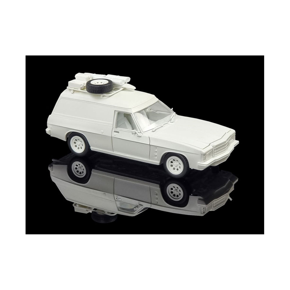 DDA 1:24 Scale Mad Max's HJ Holden Sandman Custom Panelvan Plastic Model Kit