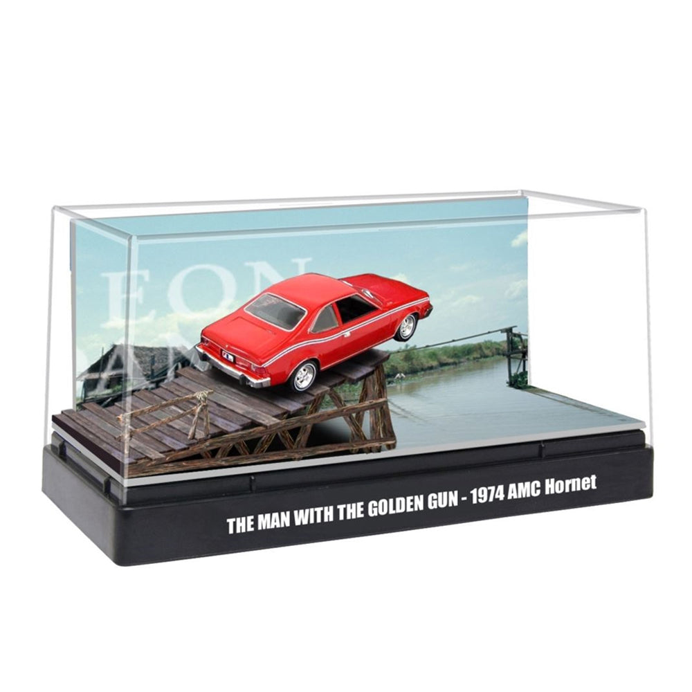 Motormax 1:64 Scale 1974 AMC Hornet The Man With The Golden Gun James Bond Diorama Car
