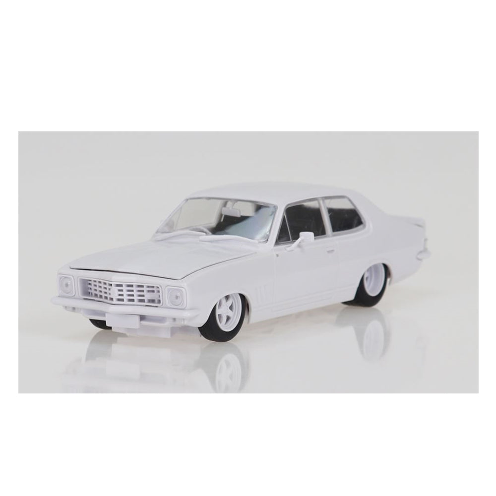 DDA 1:24 Scale Holden LJ Torana V8 Car Custom Plastic Model Kit