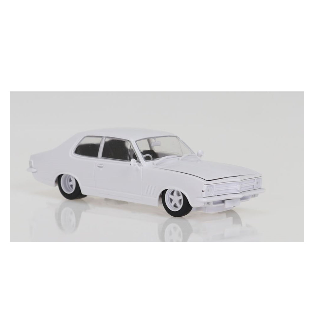 DDA 1:24 Scale Holden LC Torana V8 Custom Plastic Car Model Kit