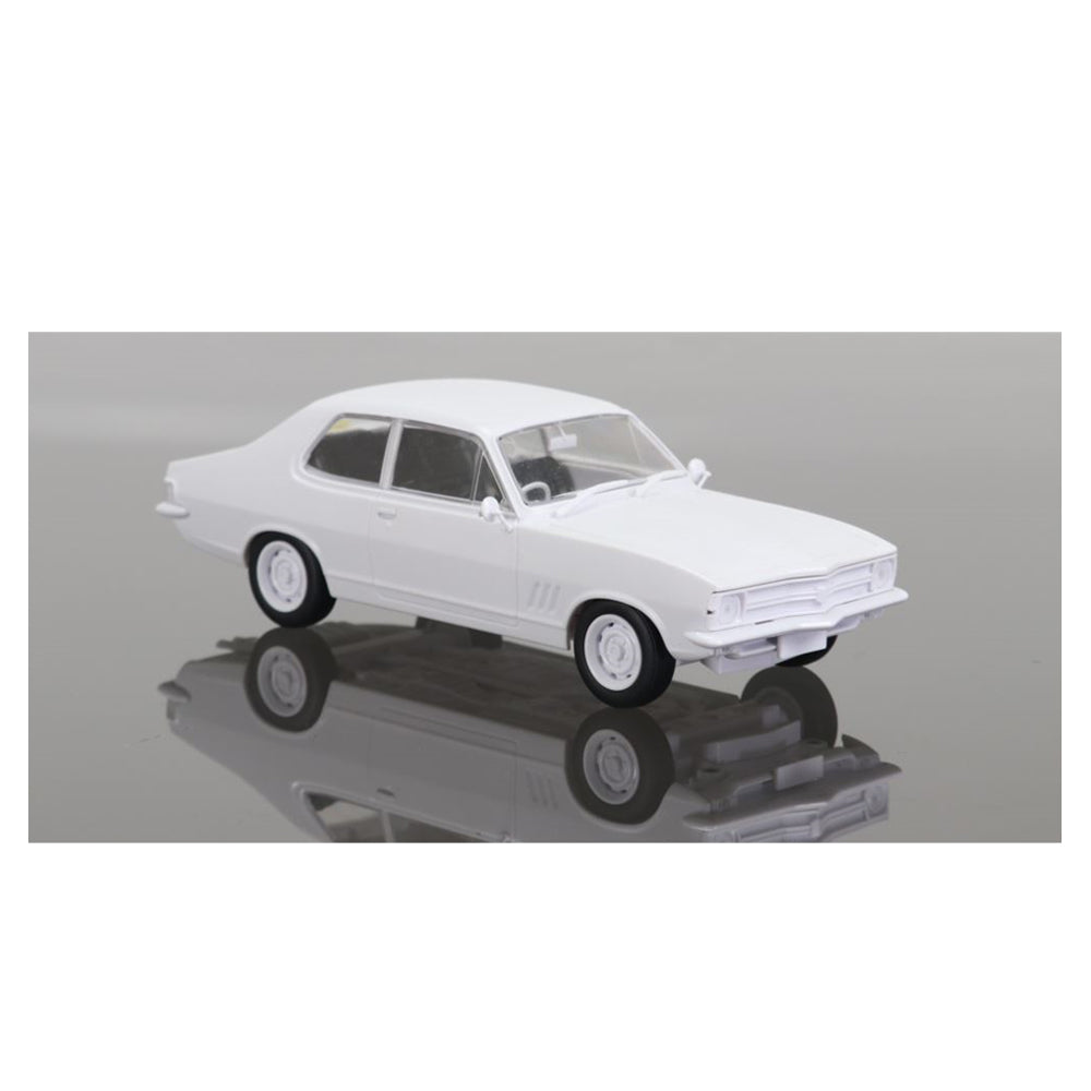 DDA 1:24 Scale Holden LC Torana GTR Car Plastic Model Kit