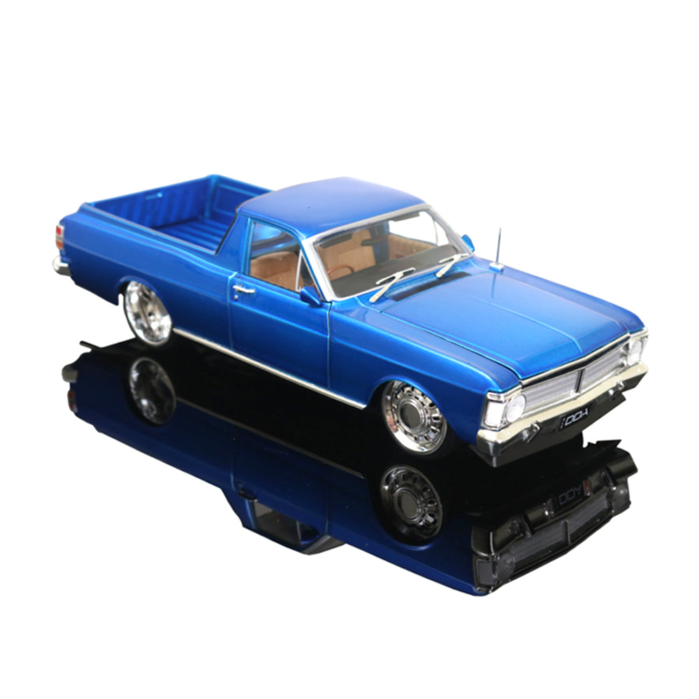 DDA 1:24 Scale XY Ford Falcon Ute Custom With Super Charged Barra Engine Blue Vehicle