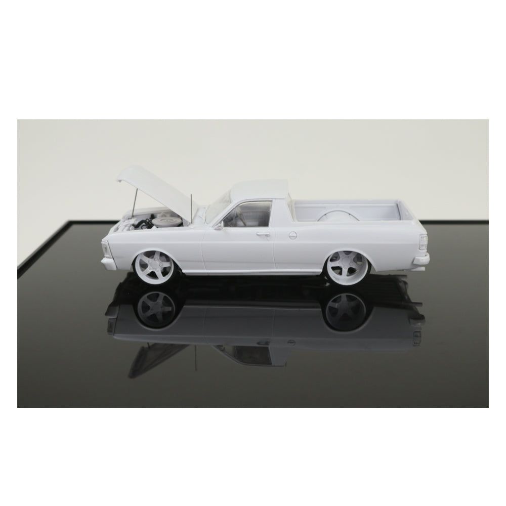 DDA 1:24 Scale Ford XY Custom Falcon Ute With 351 Engine & Standard Bonnet Plastic Kit