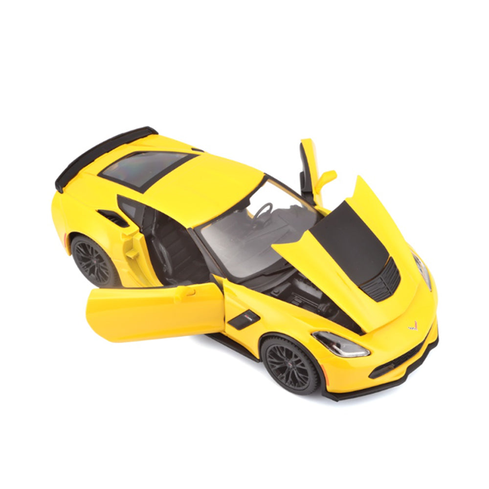 Maisto 1:24 Scale Chevrolet Corvette Z06 Coupe 2015 Yellow Diecast Model Car