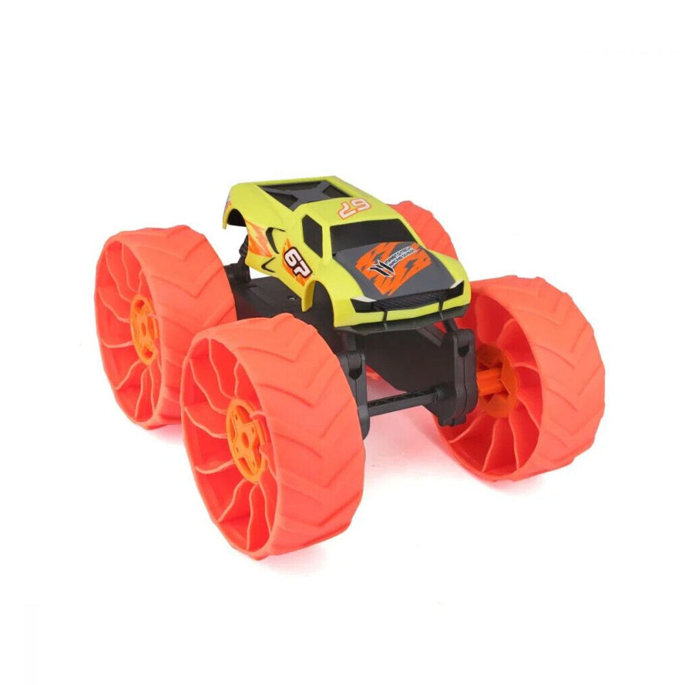 Maisto Tech Cyklone AWT Airless Wheel Technology RC Car 2.4 GHz & USB Charger