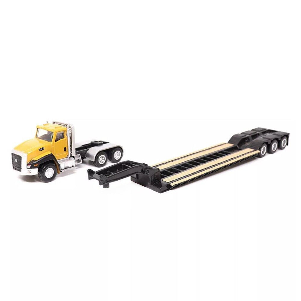 Diecast Masters 1:87 Scale CAT CT660 Cab Tractor & Lowboy With Grader Toy Model