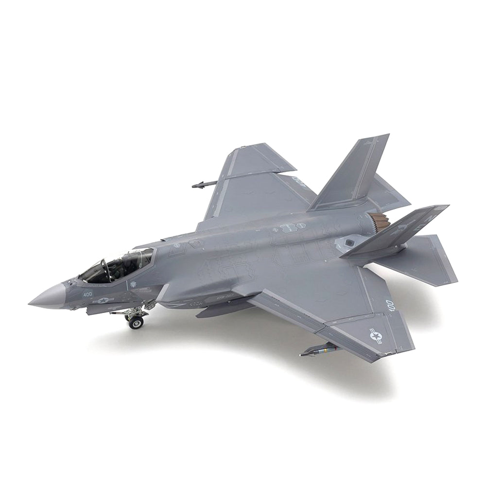 Tamiya 1:48 Scale Lockheed Martin F-35C Lightning II Aircraft Model Kit