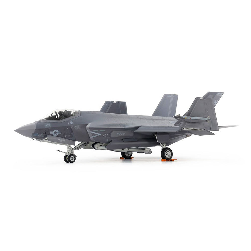 Tamiya 1:48 Scale Lockheed Martin F-35C Lightning II Aircraft Model Kit