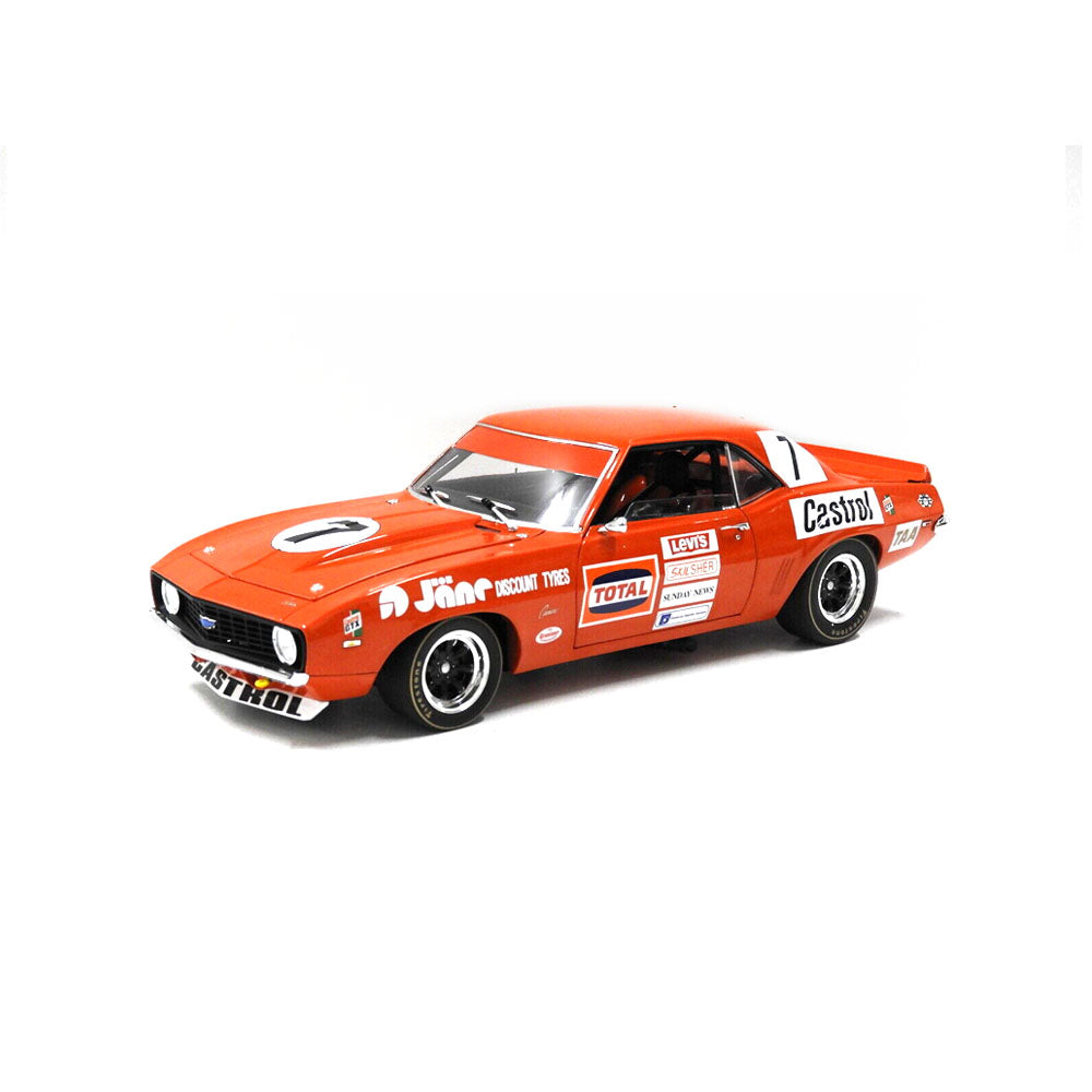 Classic Carlectables 1:18 Scale Chevrolet ZL-1 Camaro 1972 ATCC Round 1 Model