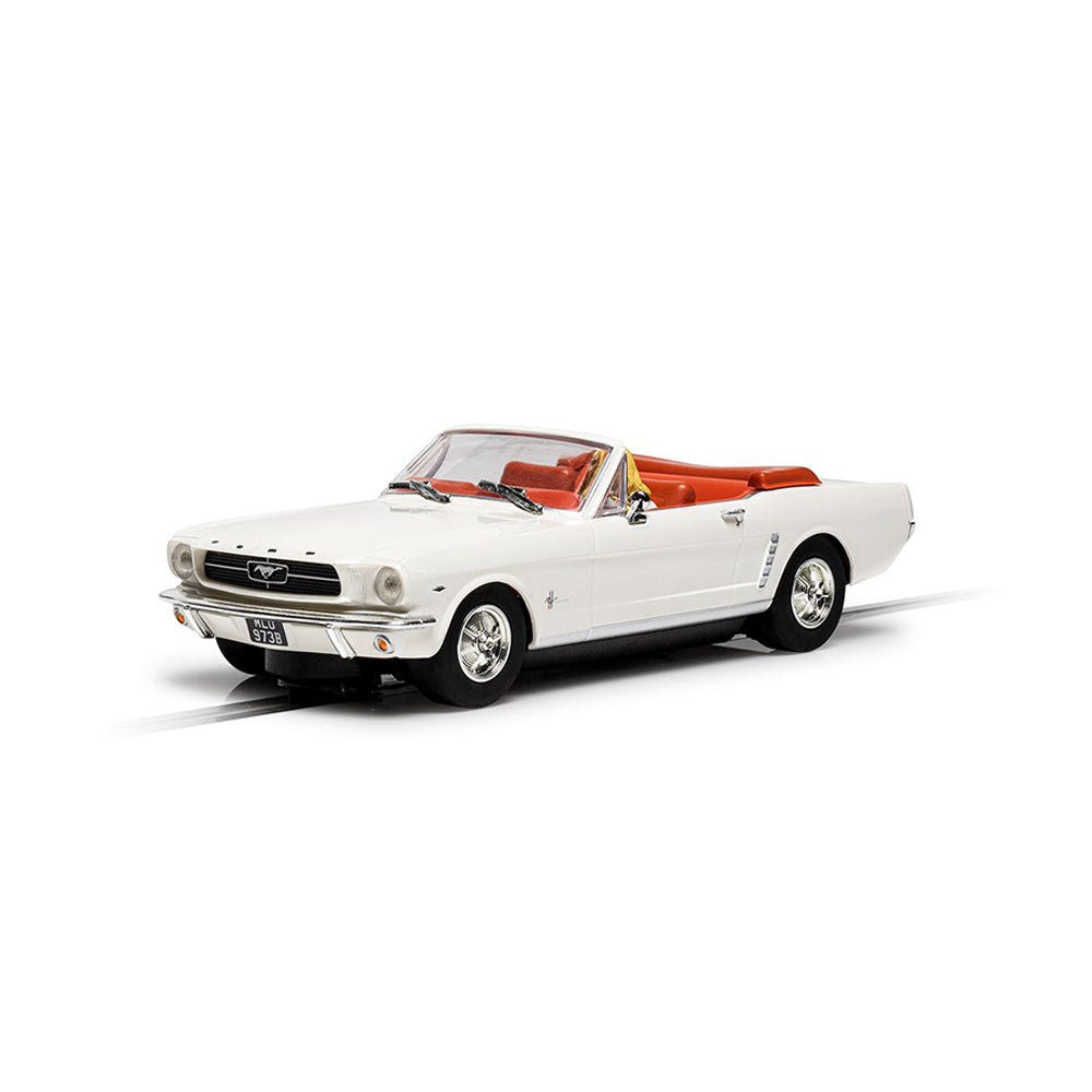 Scalextric 1:32 Scale James Bond Ford Mustang Goldfinger C4404 Slot Car Toy