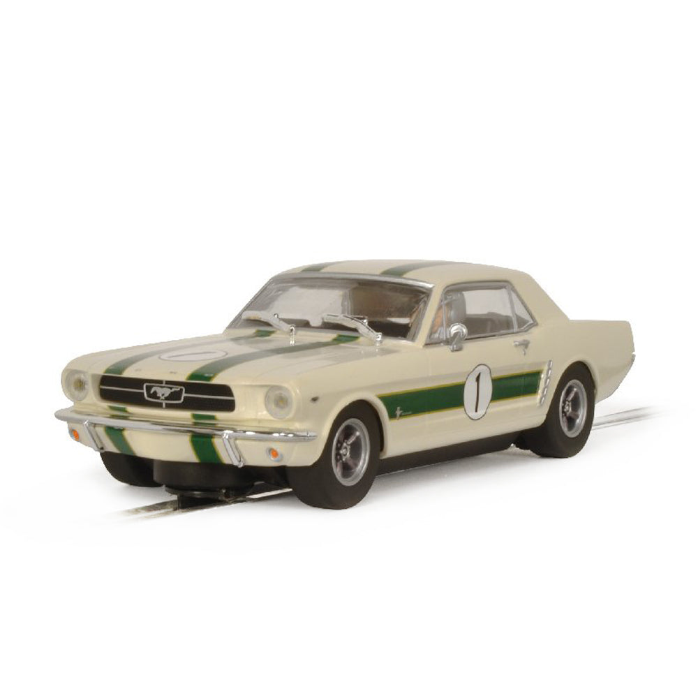 Scalextric 1:32 Scale Ford Mustang 1965 Pete Geoghegan Slot Car C4531F