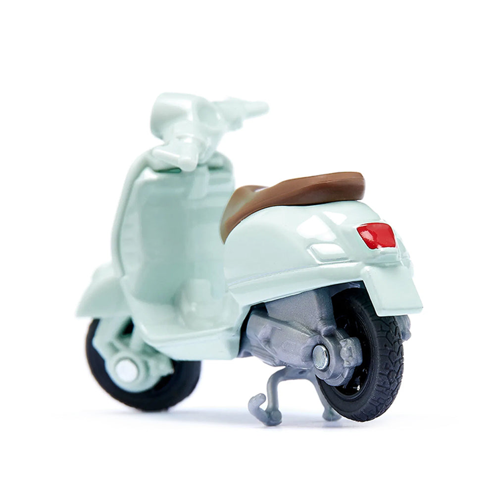 Siku Vespa 125 GTS Super Motorbike Diecast Model
