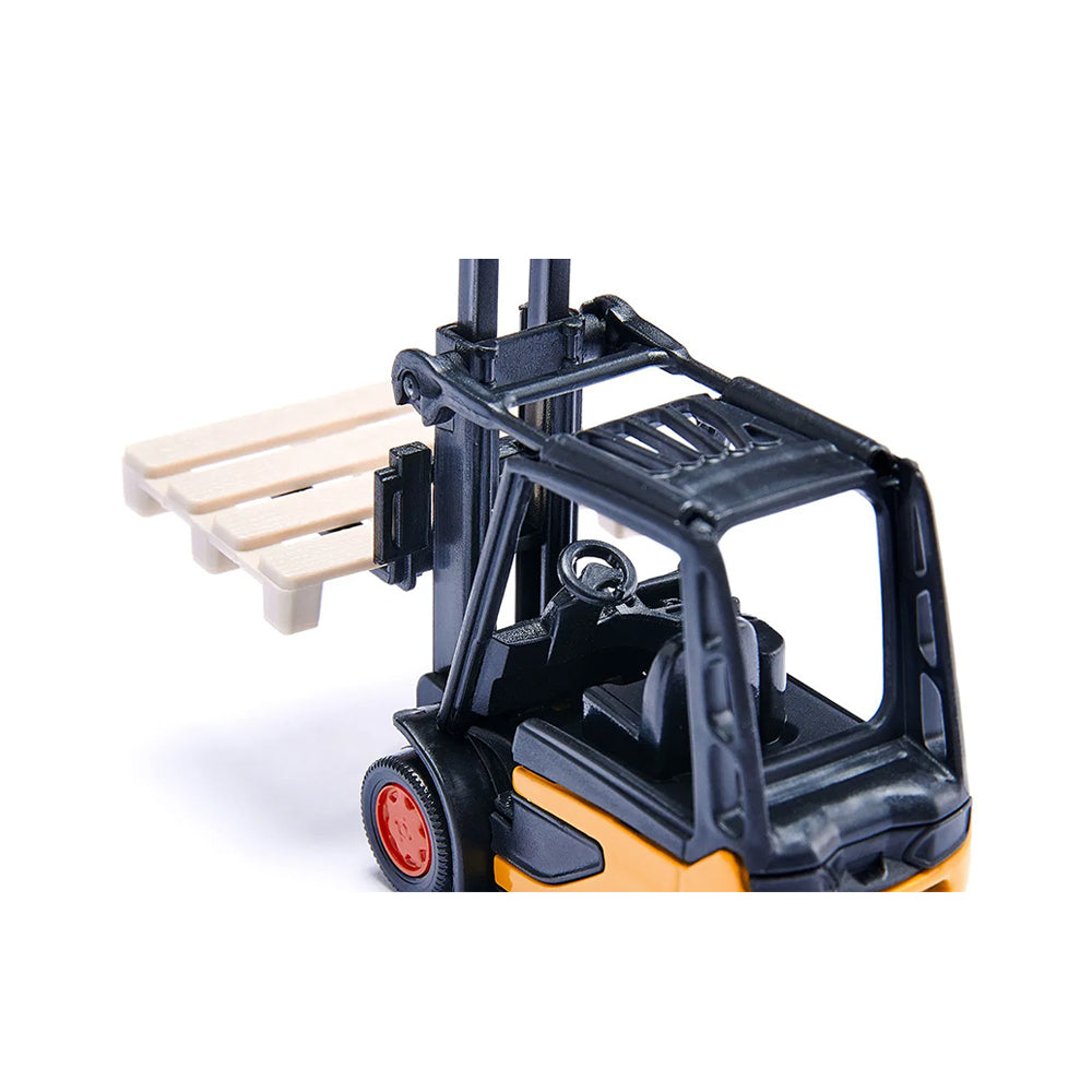 Siku DHL Logistics Gift Set 3 Vehicles With Accessories Model Toy Set