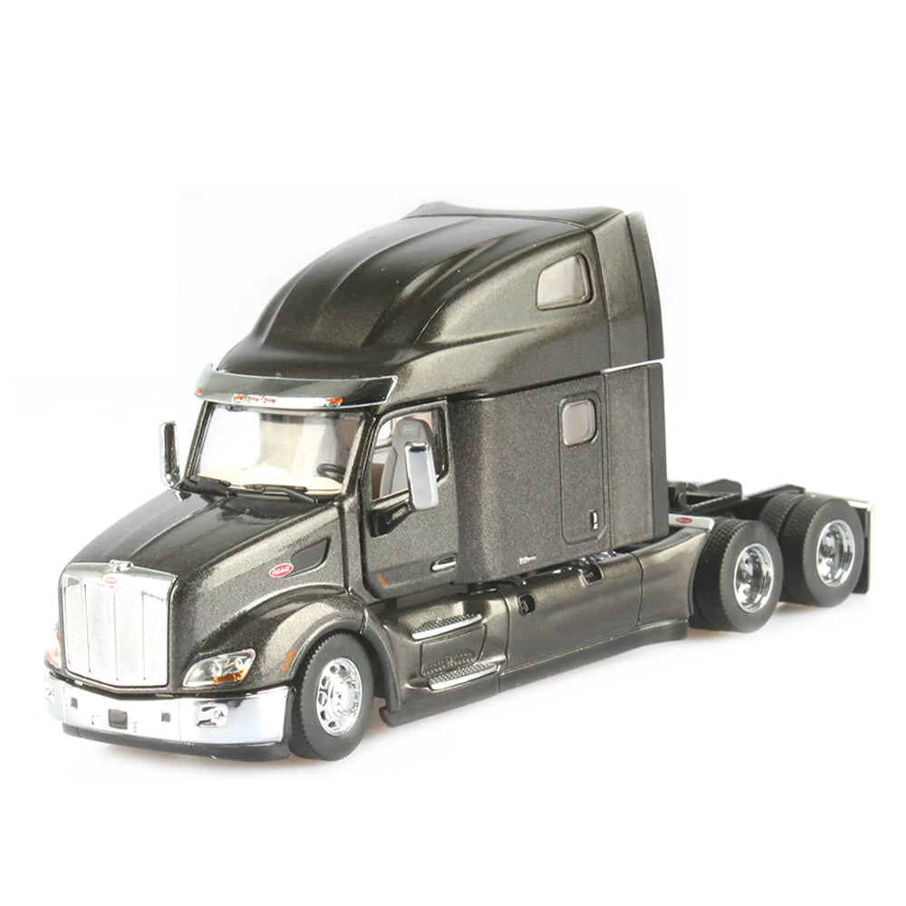 Diecast Masters 1:50 Scale Peterbilt 579 UltraLoft Black Cab Model Replica