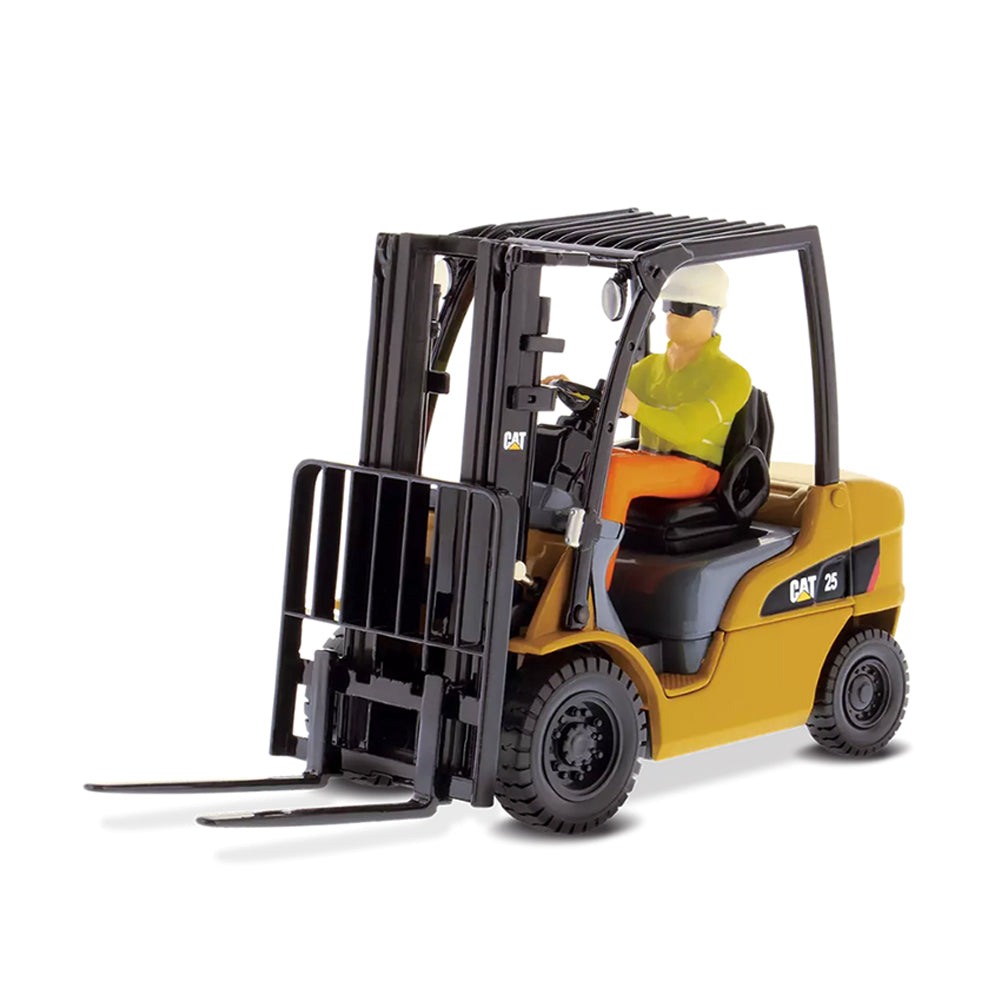 Diecast Masters 1:25 Scale Cat DP25N Lift Truck Core Classic Edition Replica