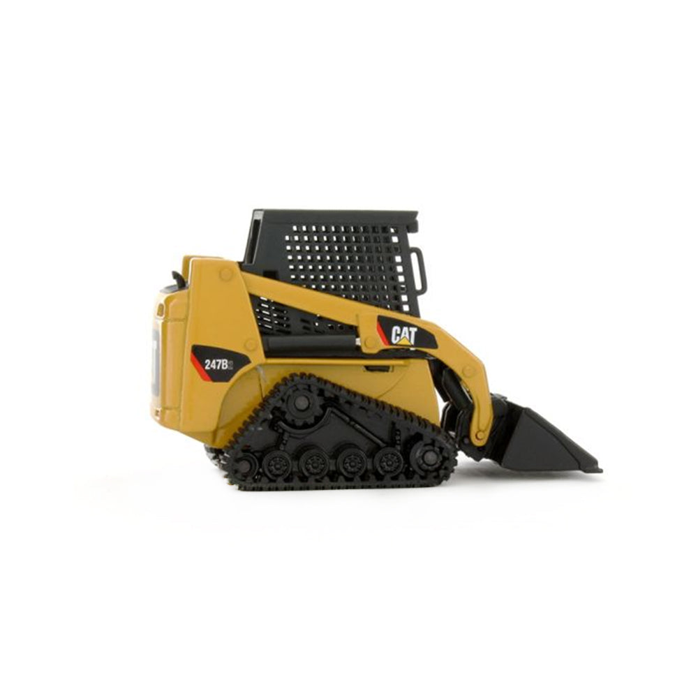 Diecast Masters 1:32 Scale CAT Multi Terrain Loader With Attachments Model Toy
