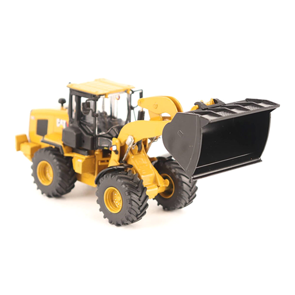 Diecast Masters 1:50 Scale Cat 938 Wheel Loader High Line Series Model Replica