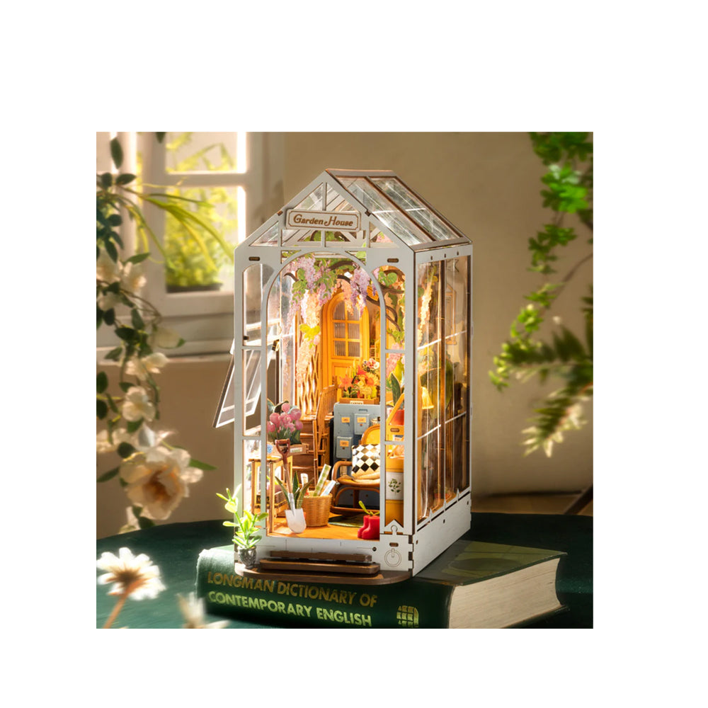 Rolife DIY Book Nook Kit Garden House With LED Light 3D Model Assembly Kit