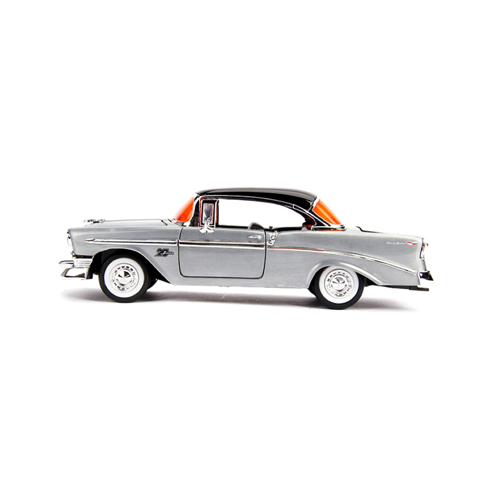 Jada 1:24 Scale Showroom Floor 1956 Chevy Bel Air With Black Top Diecast Car